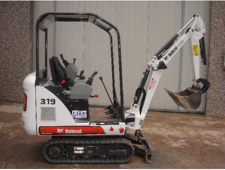 BOBCAT 319