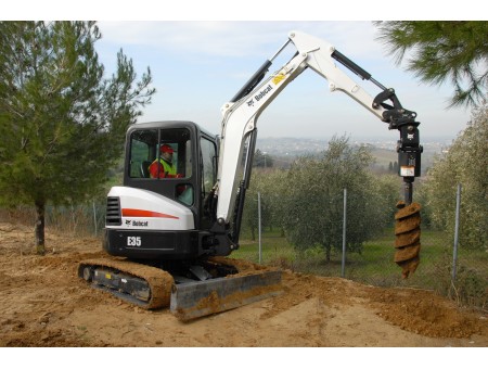 BOBCAT E35