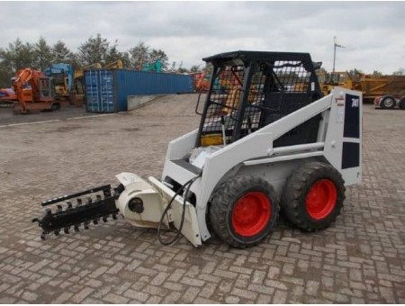 BOBCAT 741