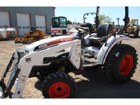 BOBCAT CT235
