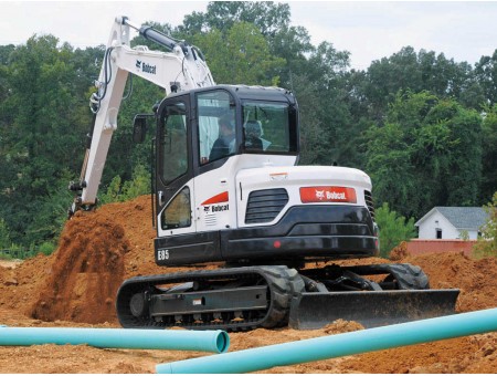 BOBCAT E85